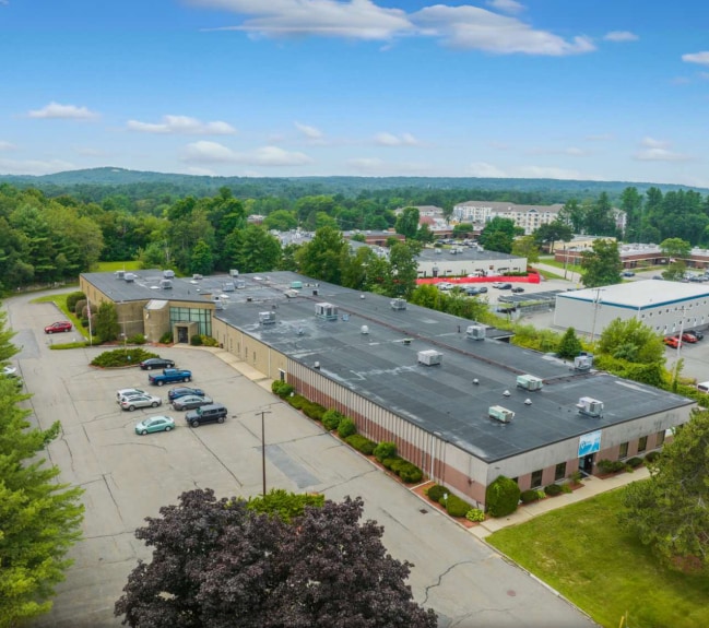 7 Stuart Rd, Chelmsford, MA for Rent