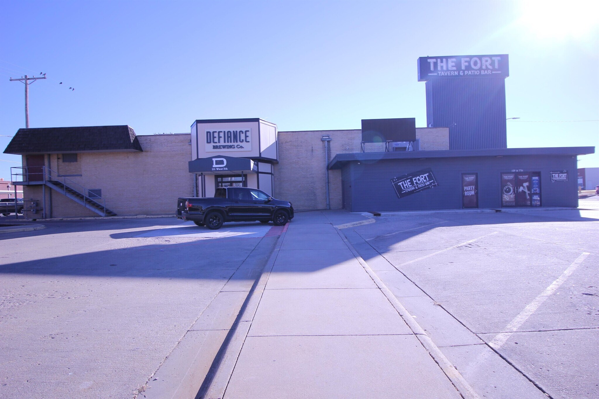 111 W 7th St, Hays, KS for Sale