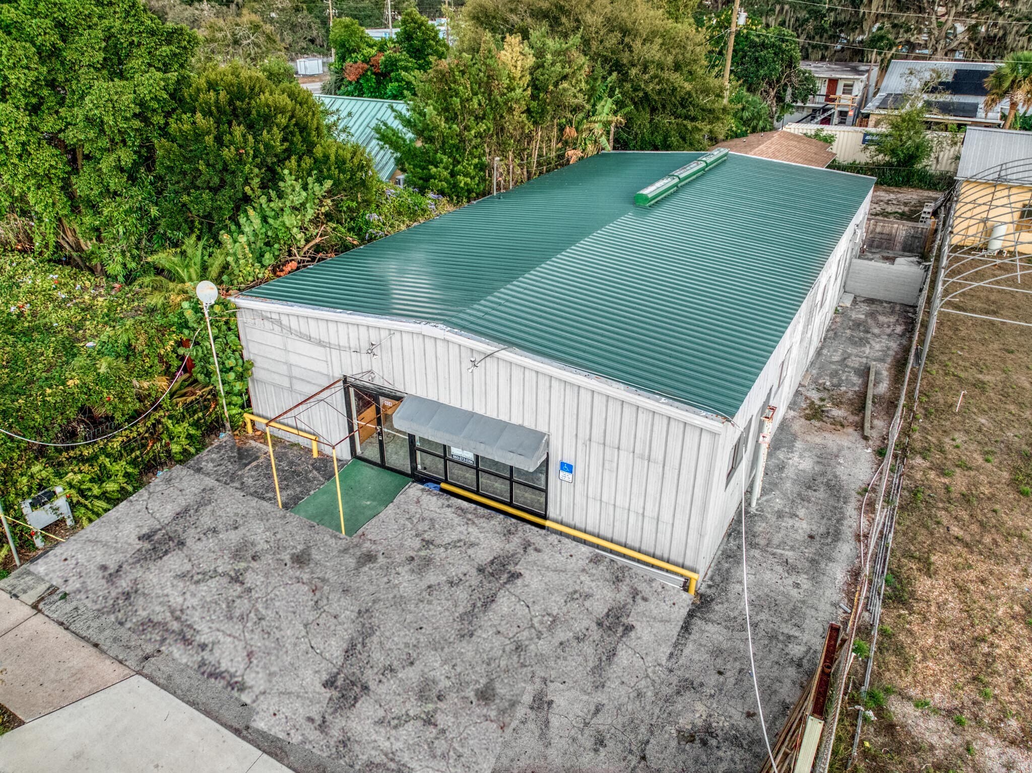 408 N Ridgewood Dr, Sebring, FL for Rent