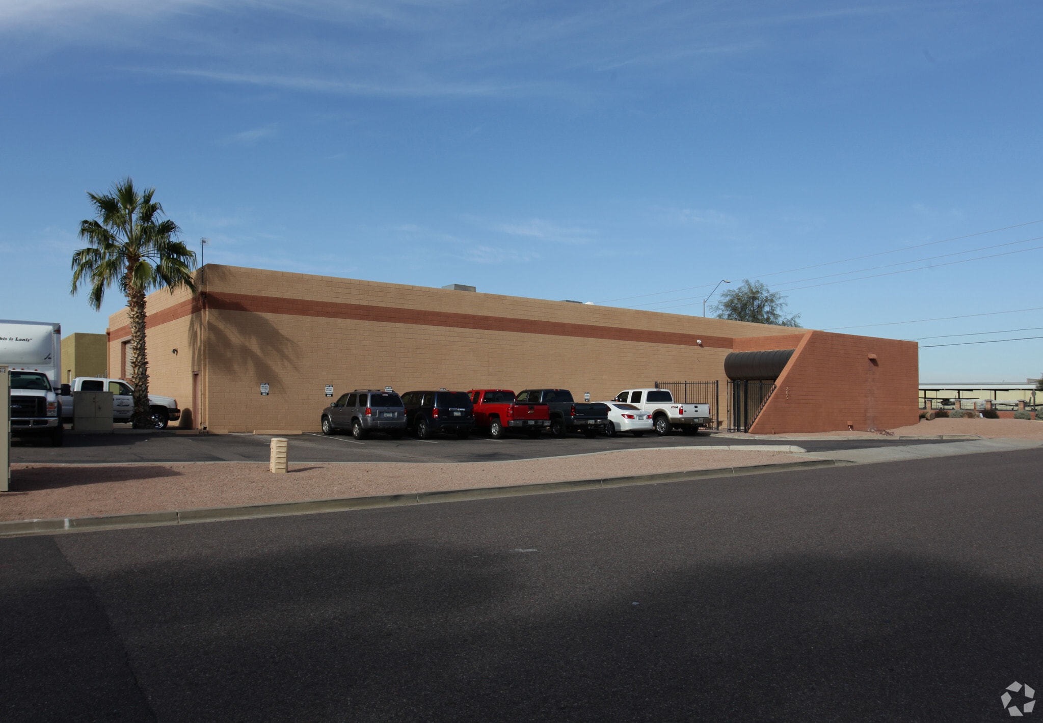 205 W Deer Valley Rd, Phoenix, AZ for Sale