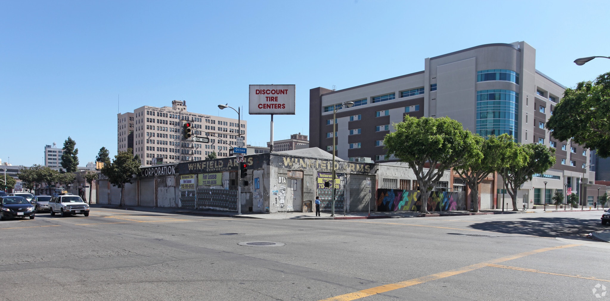 1000 S Olive St, Los Angeles, CA for Rent