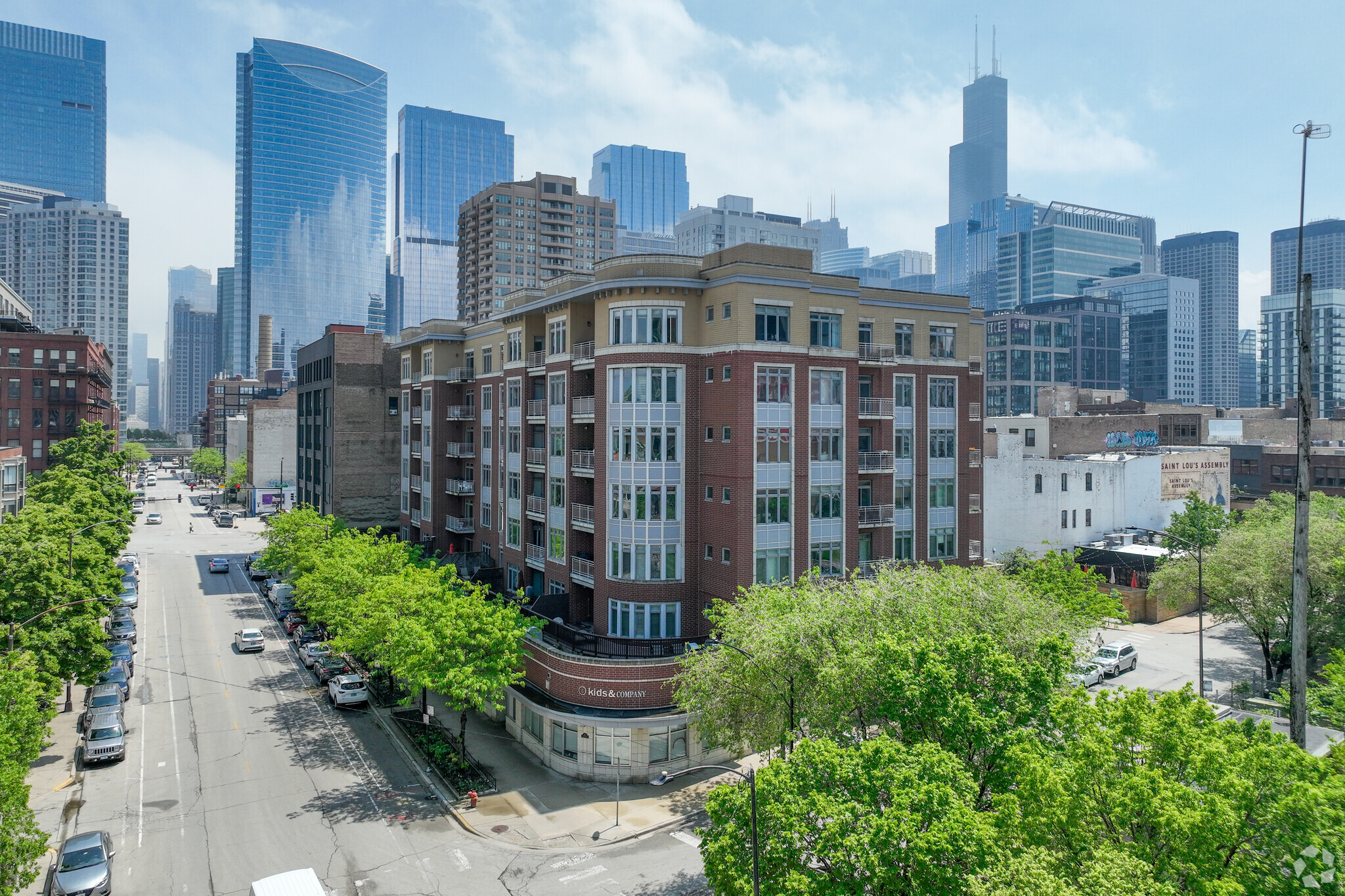 657 W Fulton St, Chicago, IL for Sale