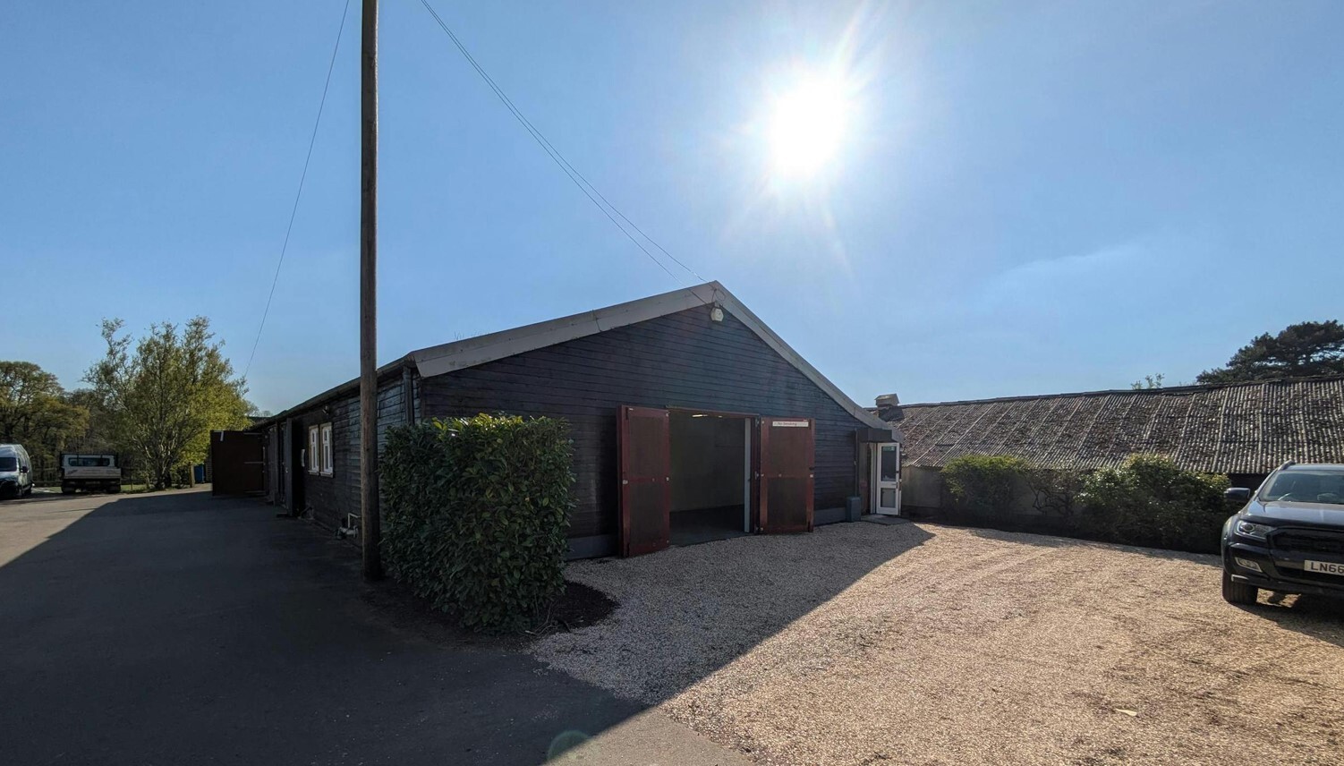 Unit 6 Lascombe Estate, Puttenham, SRY for Rent