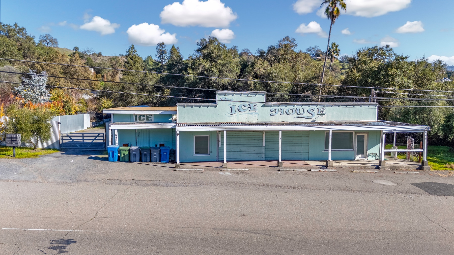 840 N Cloverdale Blvd, Cloverdale, CA for Sale