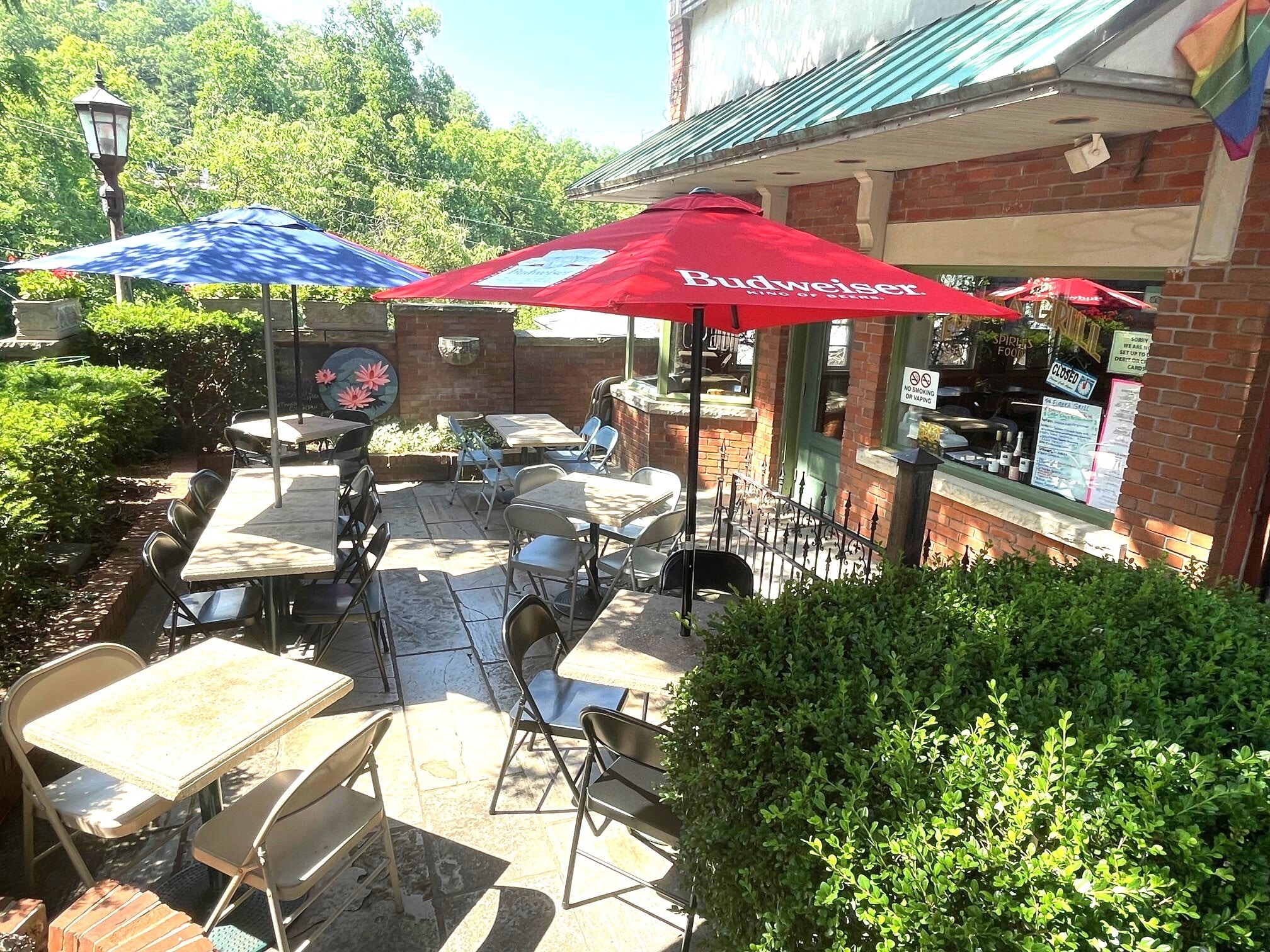 71 Spring St, Eureka Springs, AR for Sale