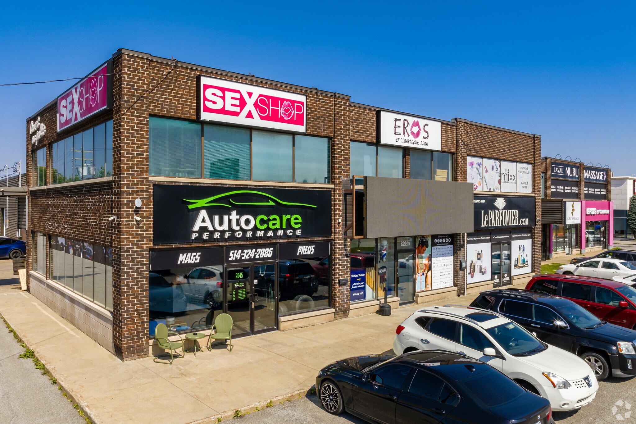 2045-2067 Nord Laval (A-440) W, Laval, QC for Rent