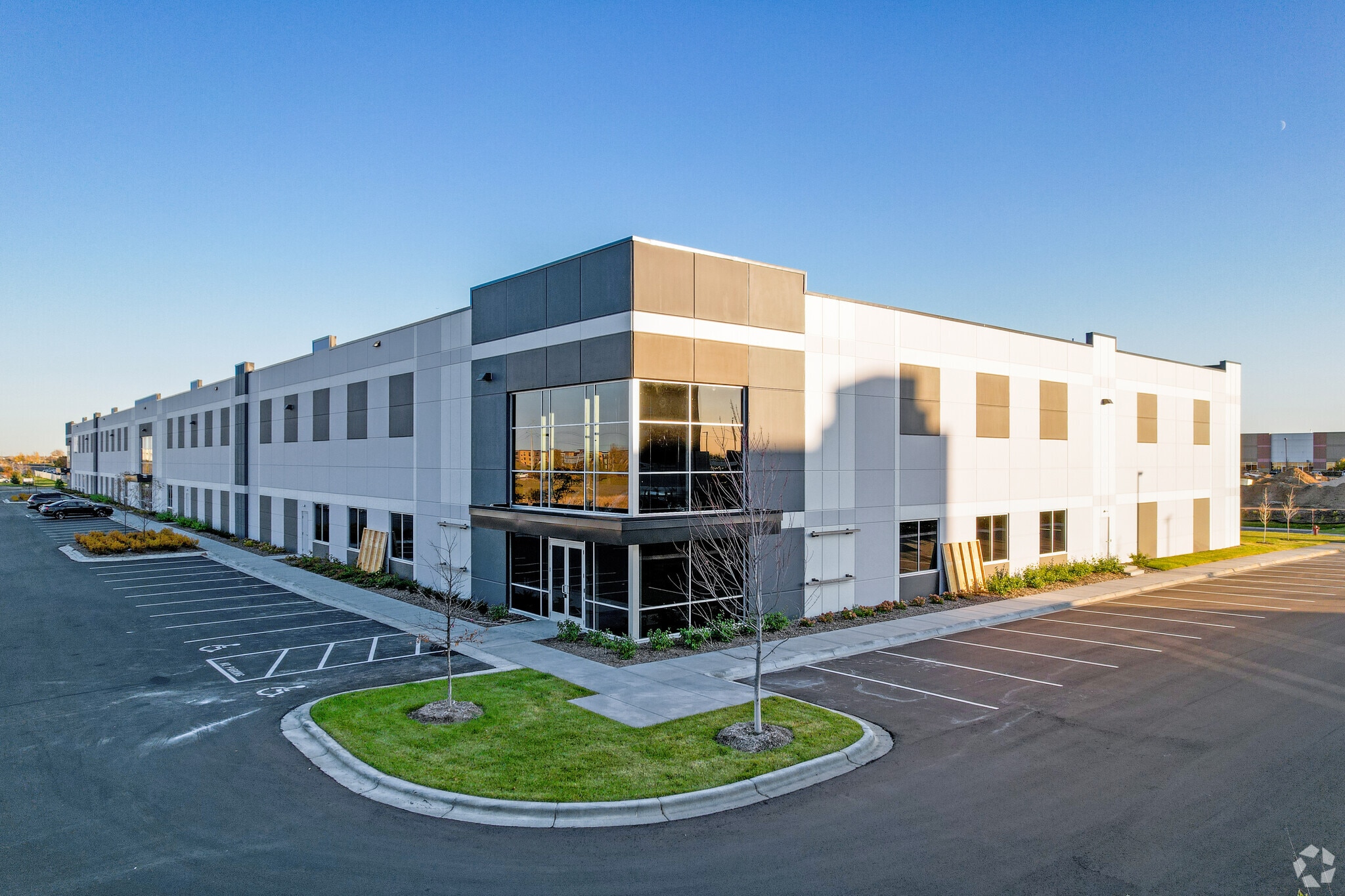 9501 Louisiana Ave, Brooklyn Park, MN for Rent