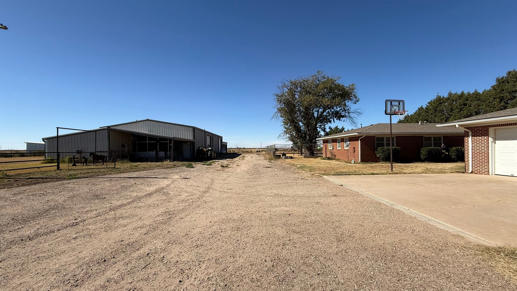 9506 F M 835, Slaton, TX for Sale