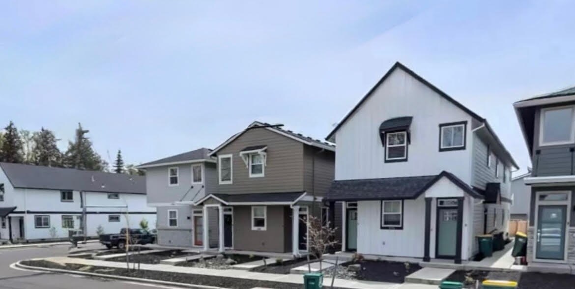 1270 Pacific, Forest Grove, OR for Sale