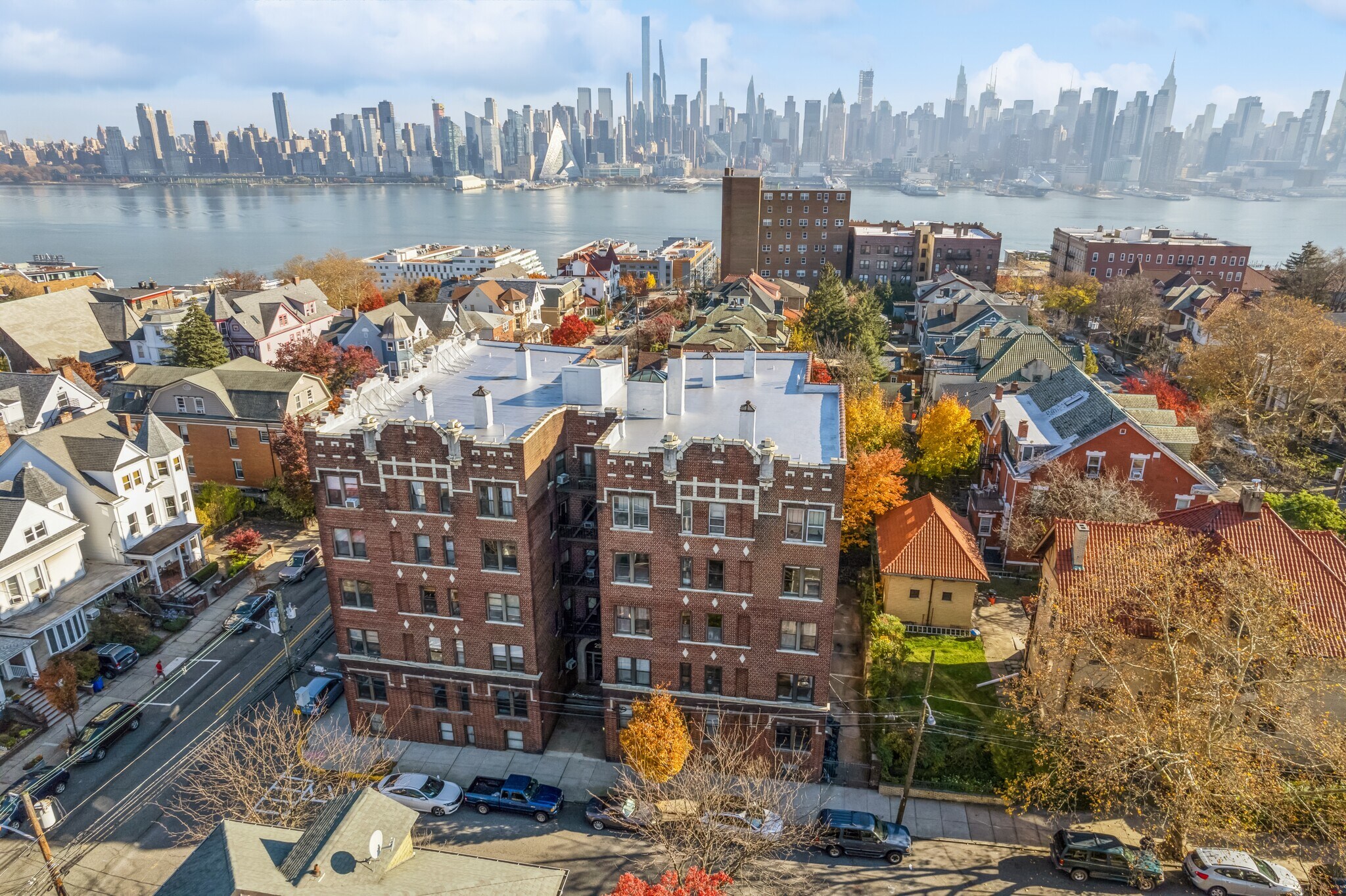 3539 Fulton St Weehawken, NJ 07086 MultiFamily Property for Sale on