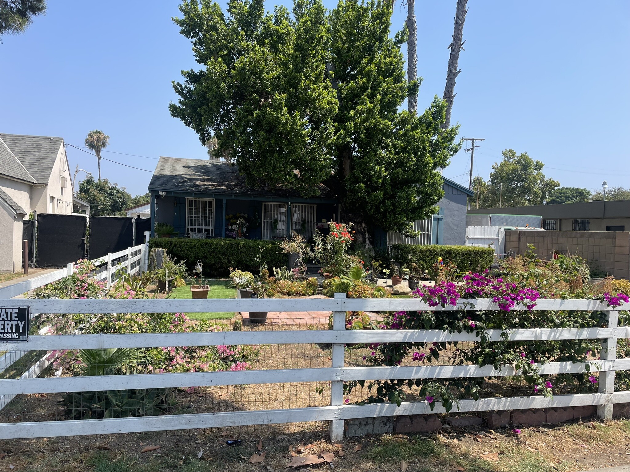 1533 E 1st St, Santa Ana, CA for Sale