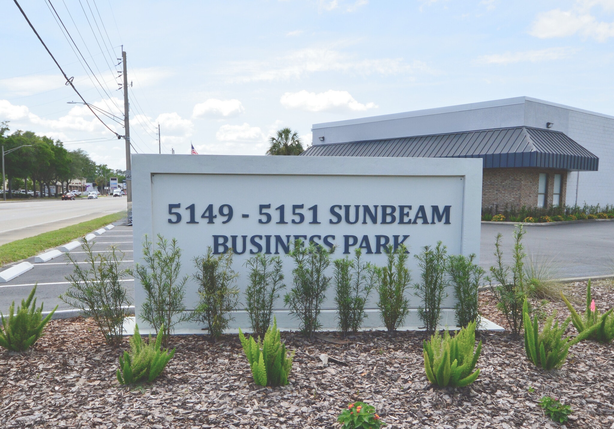 5151 Sunbeam Rd, Jacksonville, FL for Rent