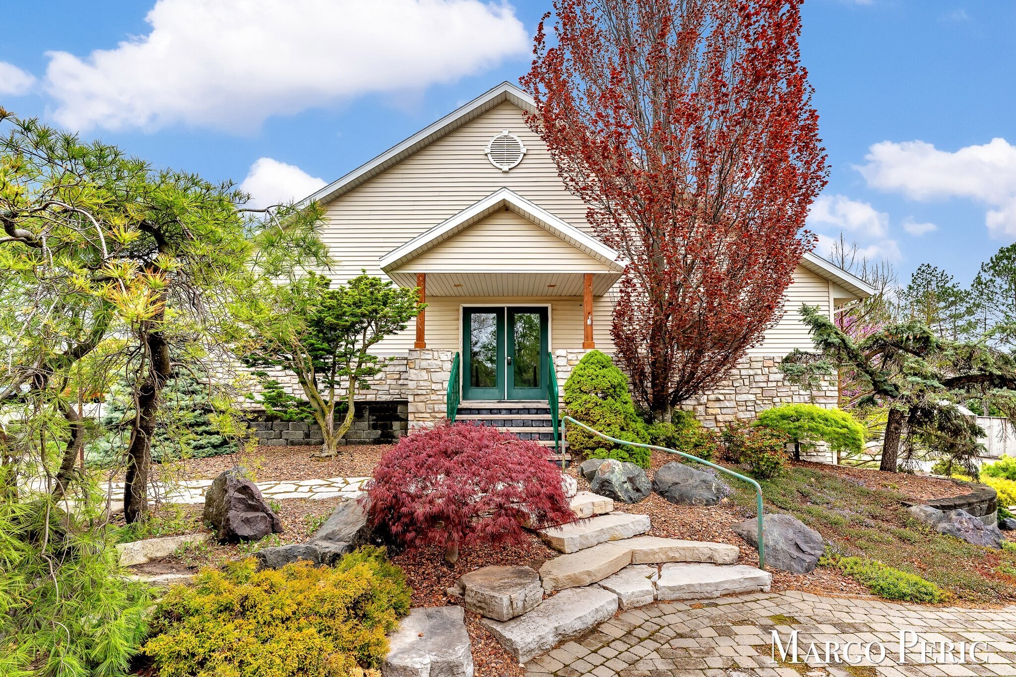 7884 Eastern Ave SE, Grand Rapids, MI for Rent