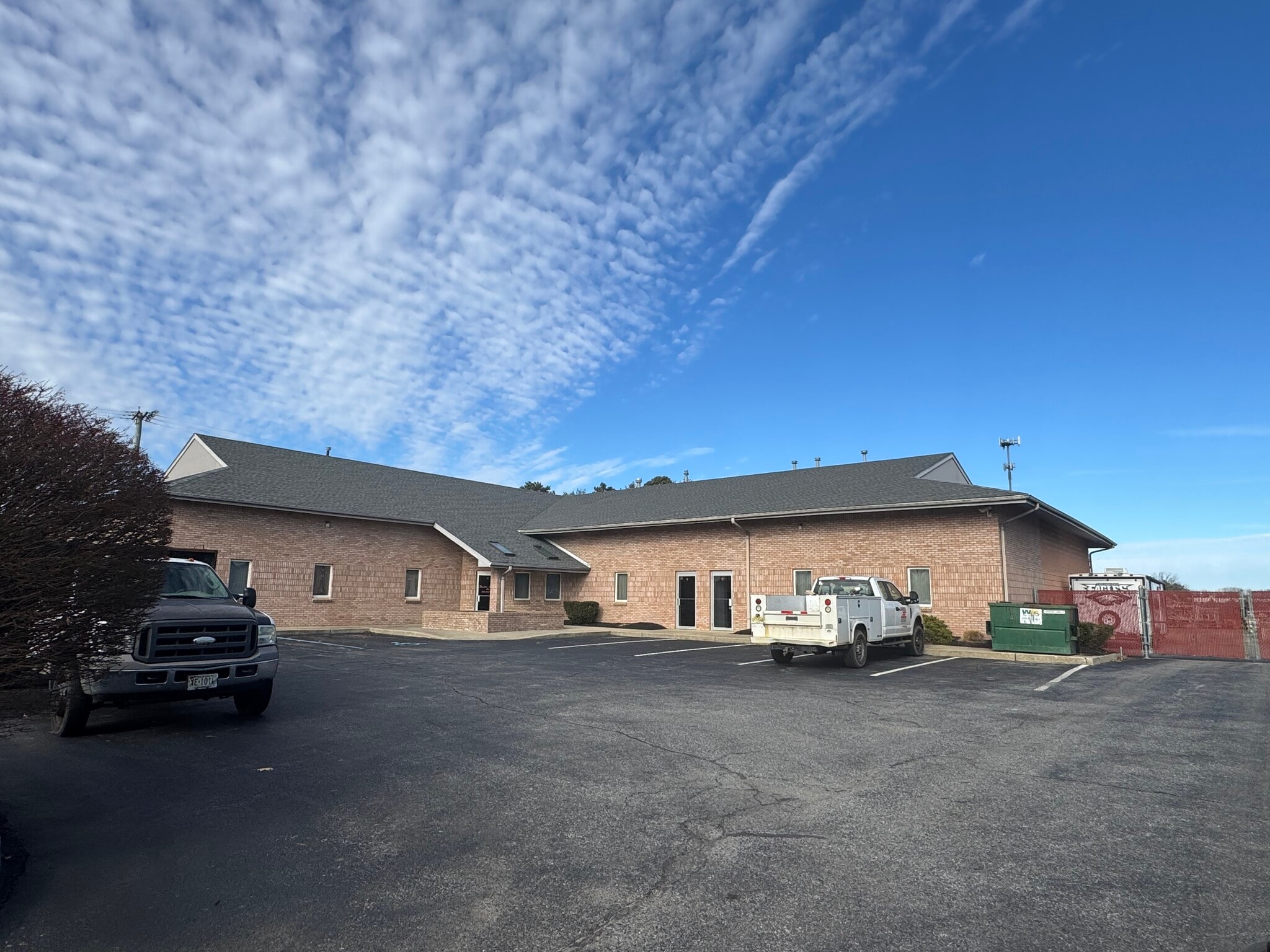 431 Commerce Ln, West Berlin, NJ for Rent