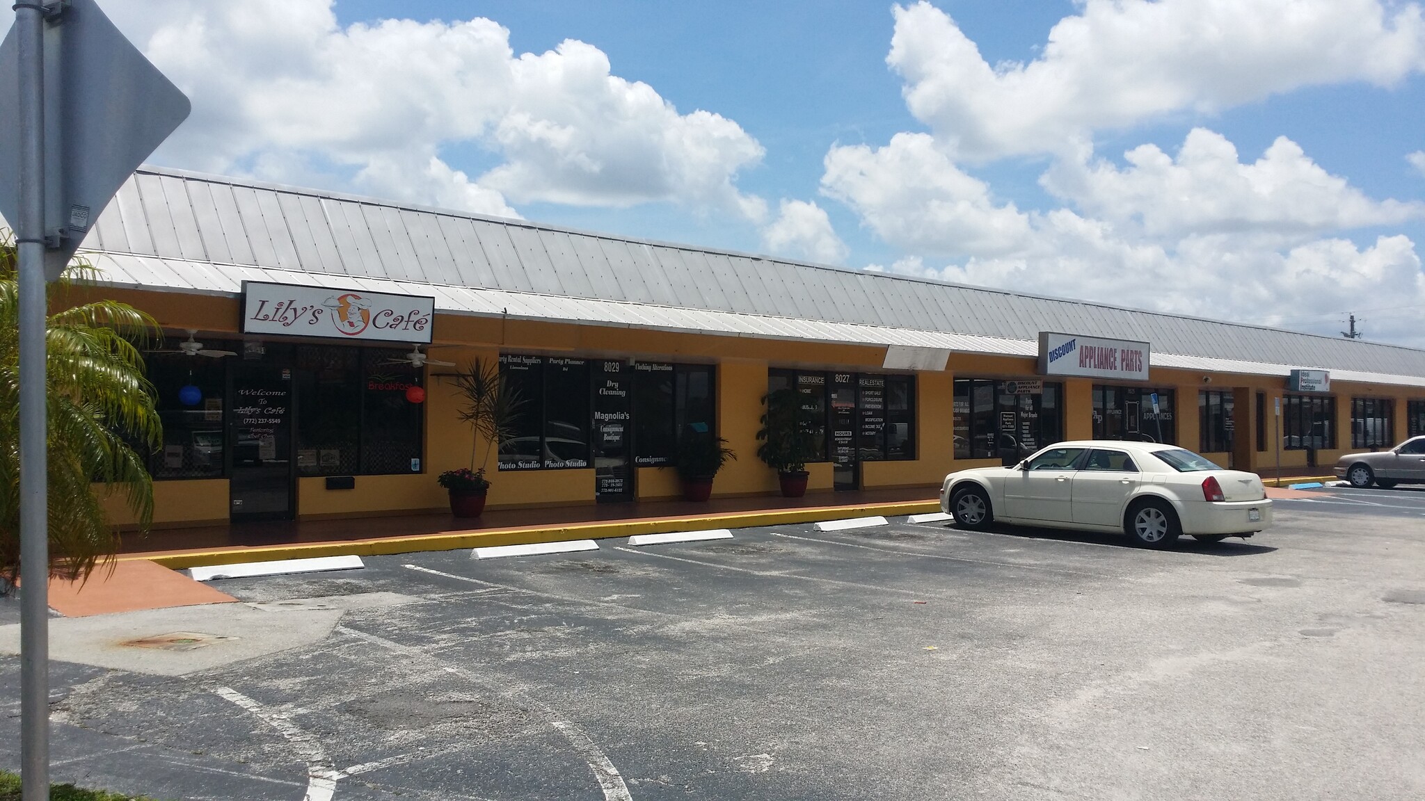 8027 S Federal Hwy, Port Saint Lucie, FL for Rent