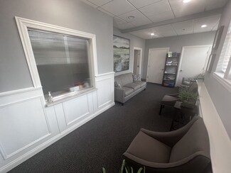 St Charles, IL Office/Medical - 405 Illinois Ave