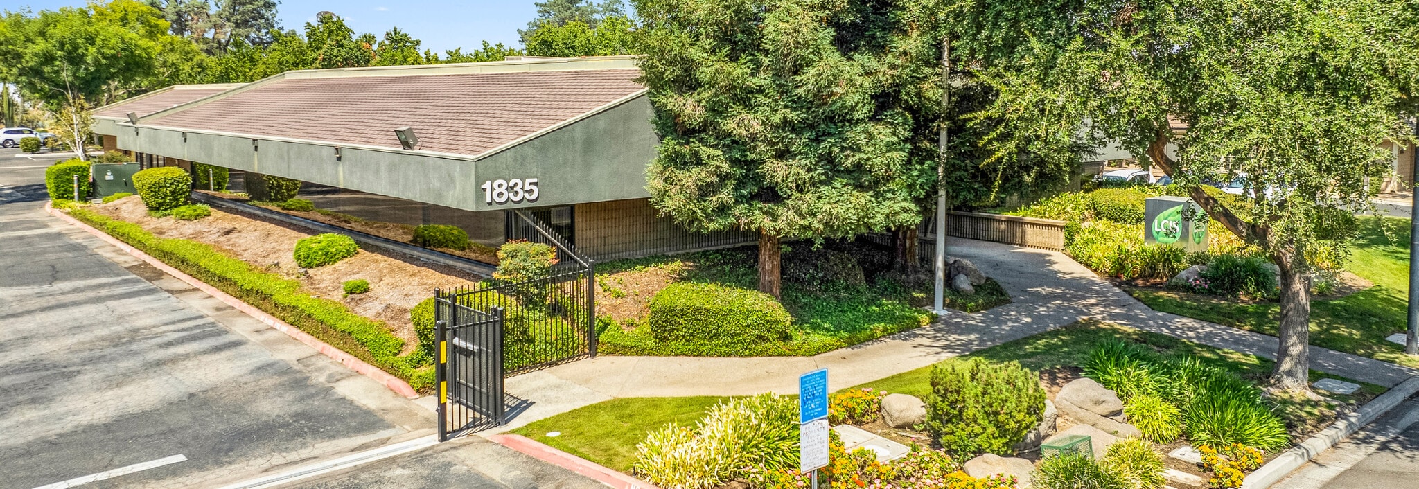 1835 N Fine Ave, Fresno, CA for Sale
