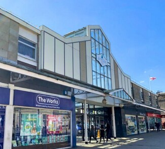 Keighley, WYK Retail - College Walk