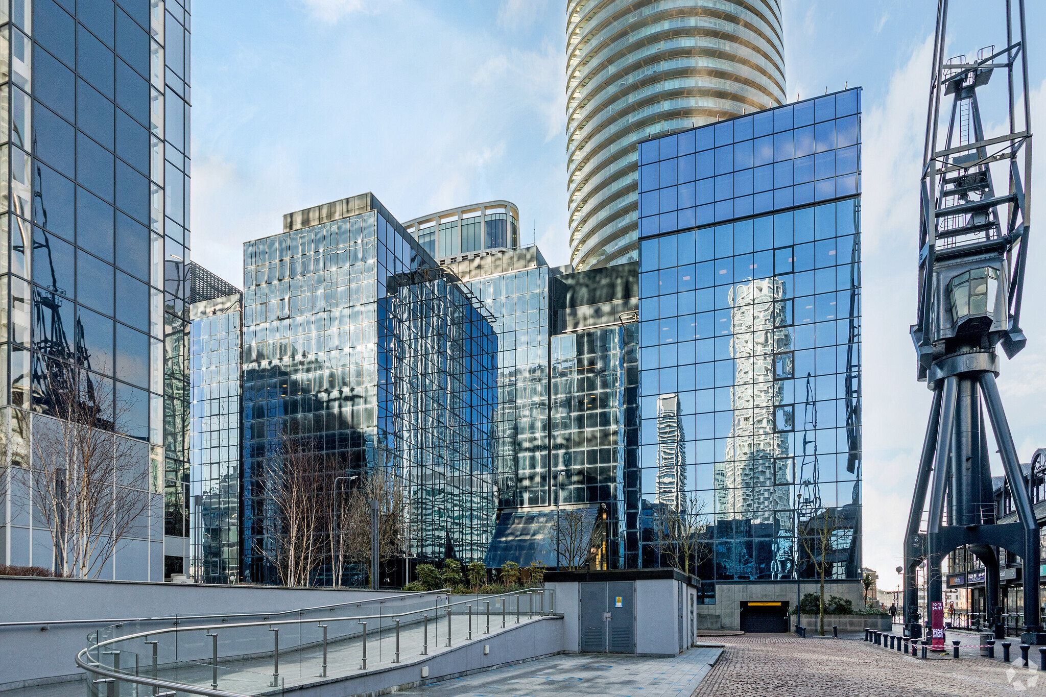8-9 Harbour Exchange Sq, London, LND for Rent