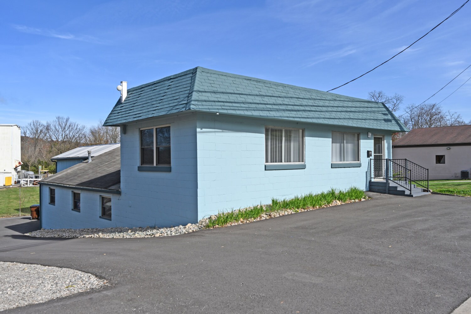 340 W Main St, Batavia, OH for Sale