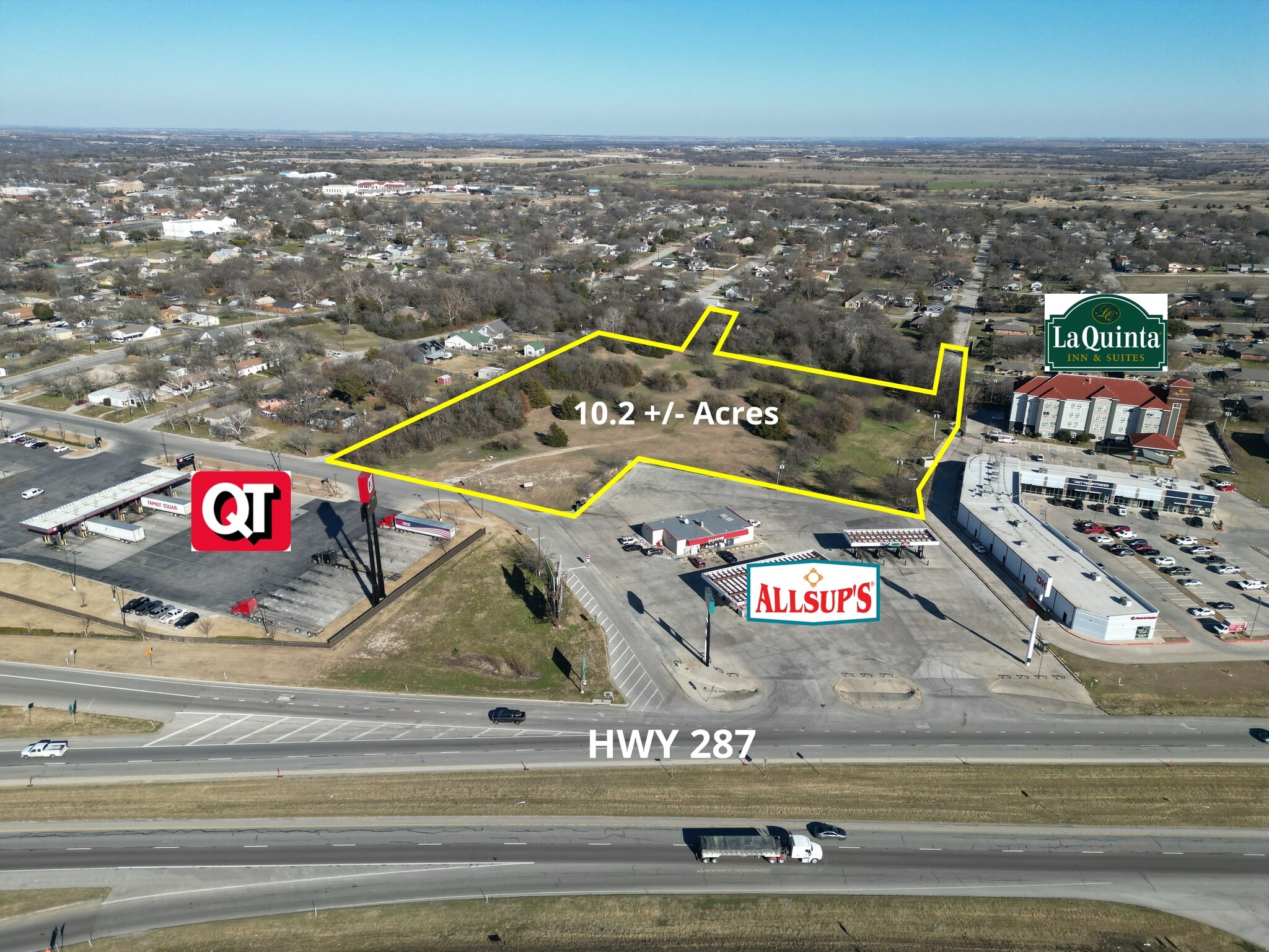 1300 S Trenchard St, Decatur, TX for Sale