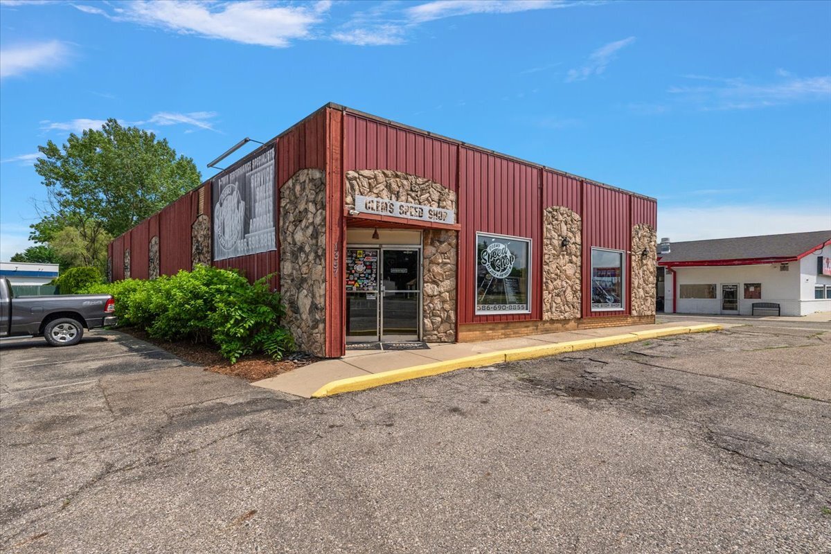 1357 S Gratiot Ave, Clinton Township, MI for Sale