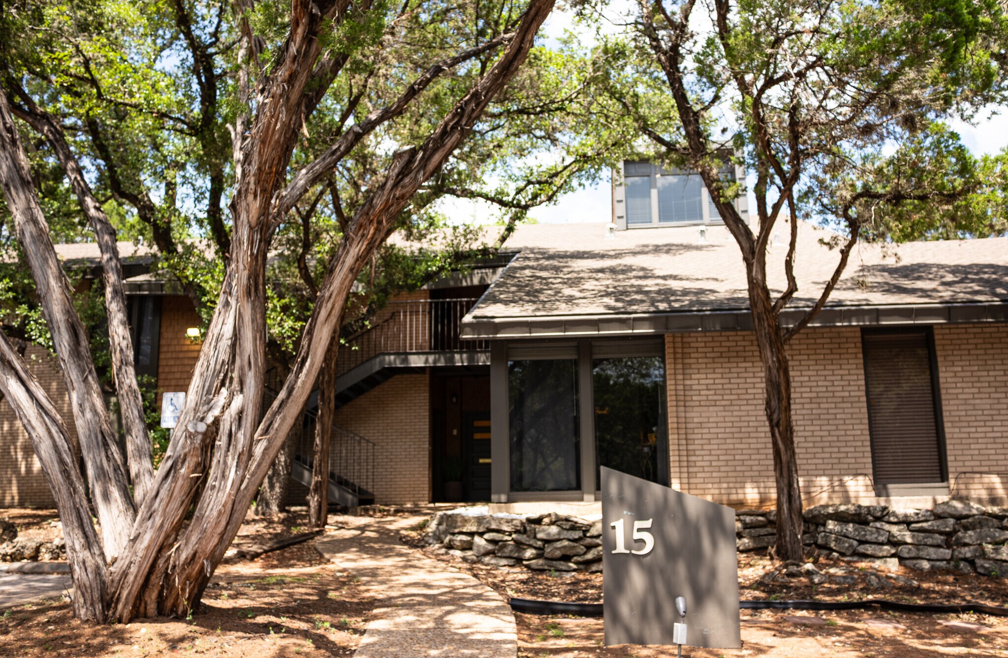 2525 Wallingwood Dr, Austin, TX for Rent
