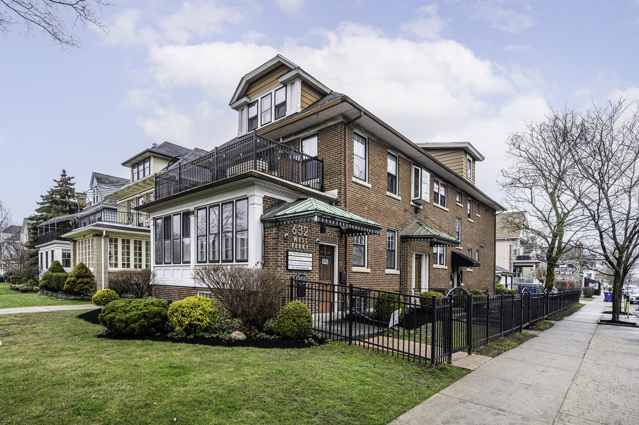 632 W Ferry St, Buffalo, NY for Sale