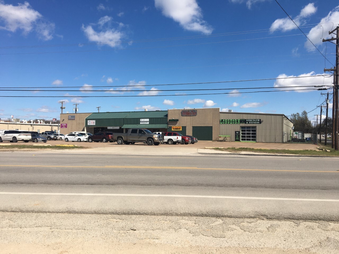 404 W Main St, Azle, TX for Sale