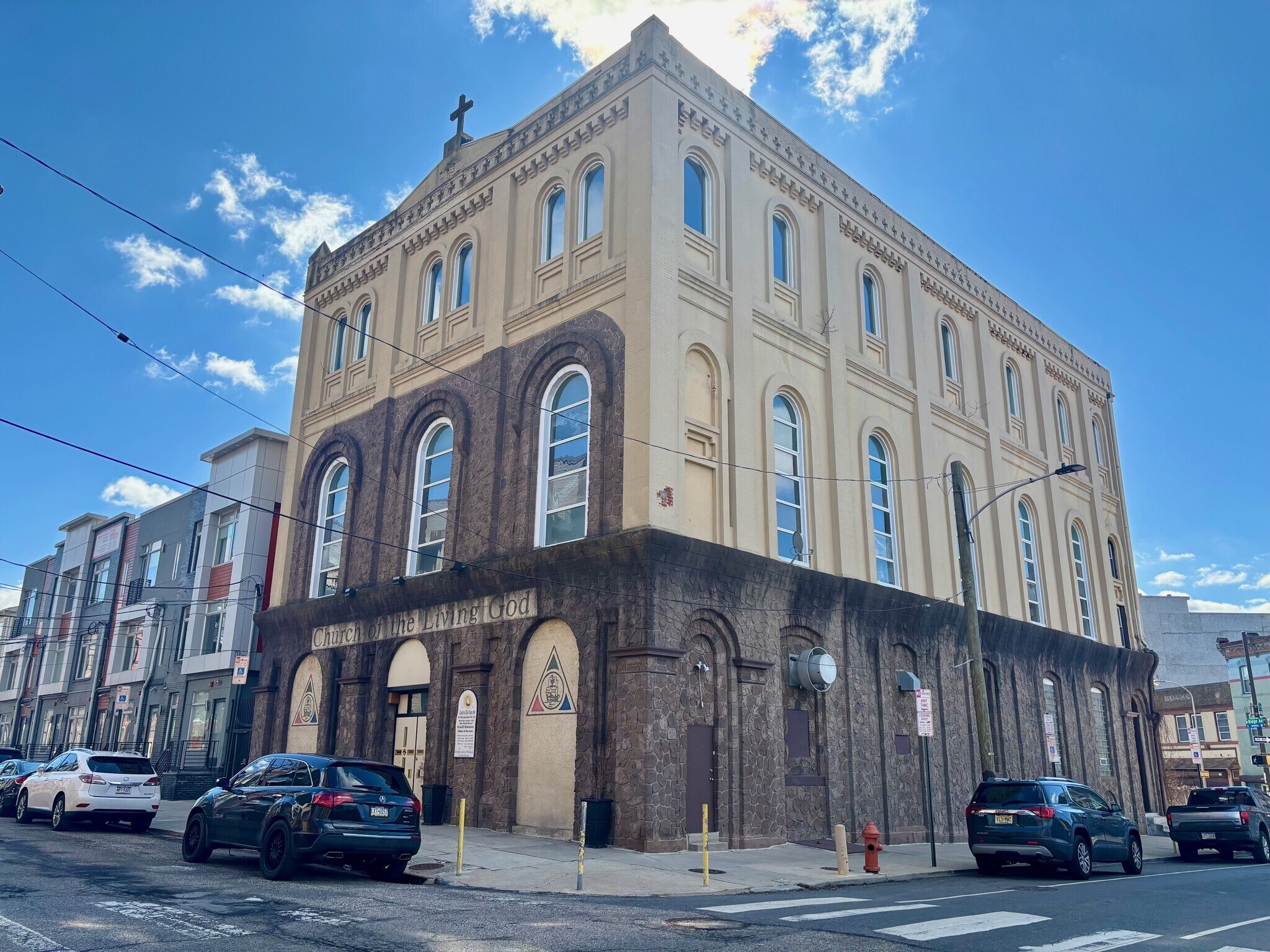 1632 Poplar St, Philadelphia, PA for Sale