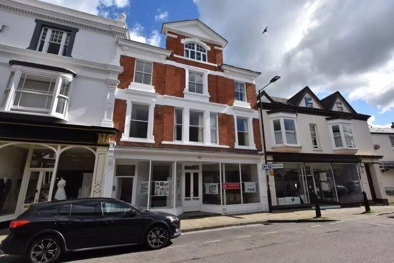 18 Market Pl, Bideford, DEV for Sale
