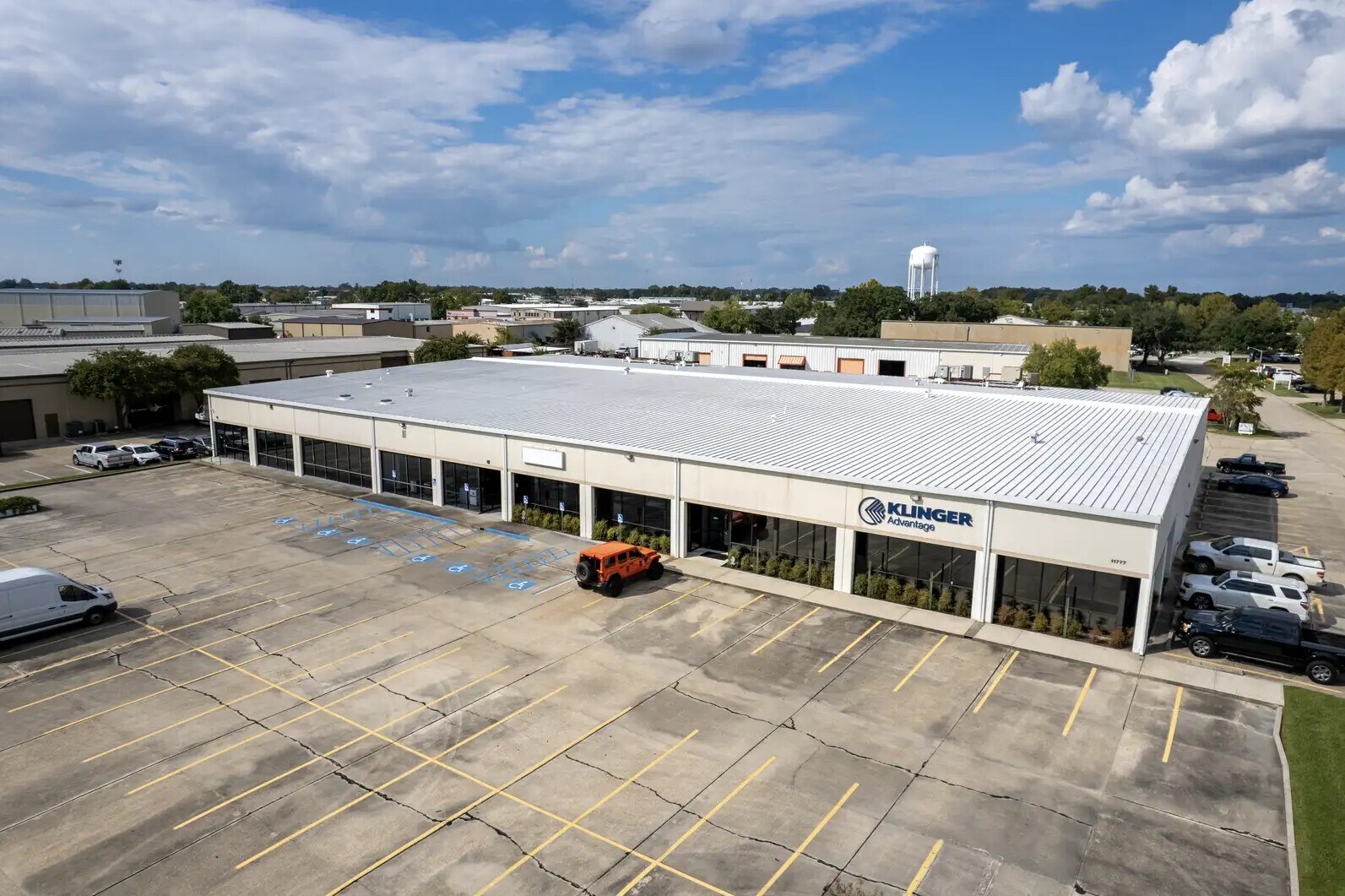 11777 Industriplex Blvd, Baton Rouge, LA for Rent