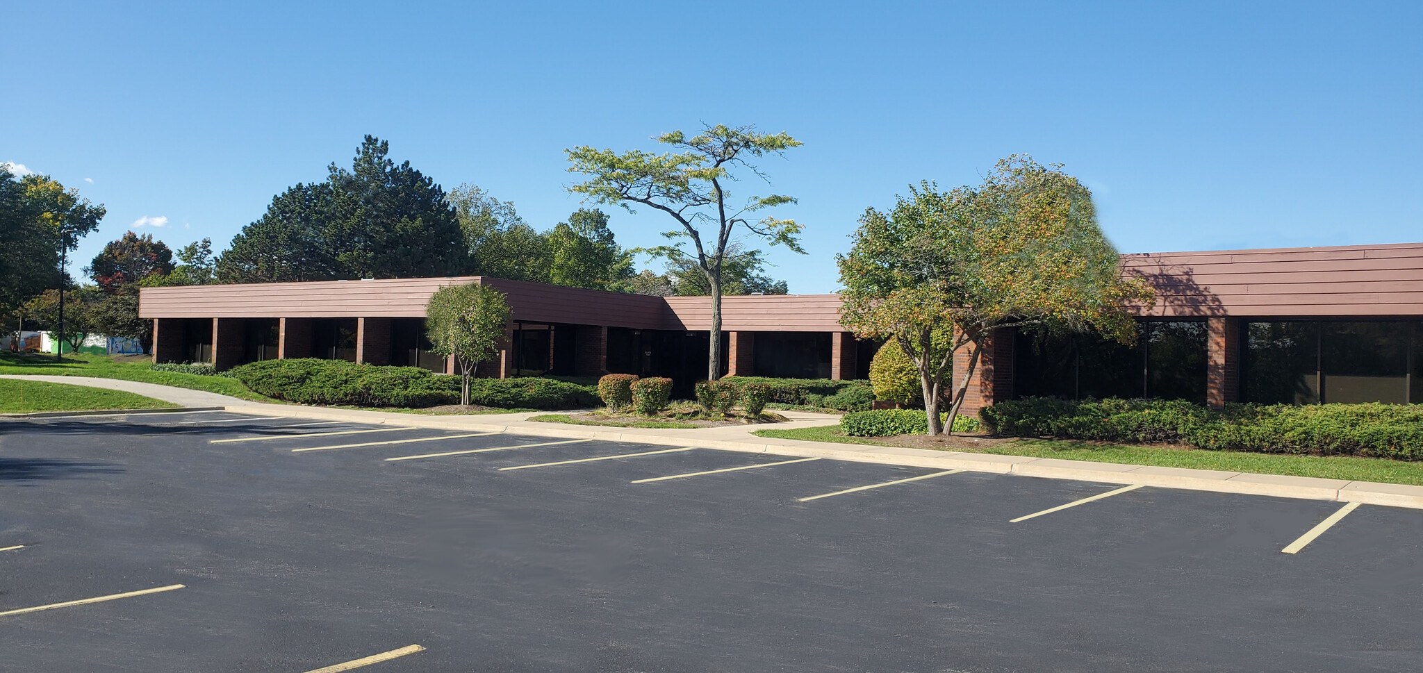 479 Business Center Dr, Mount Prospect, IL for Rent