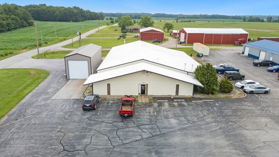 40 County Road 70, Laotto, IN for Rent