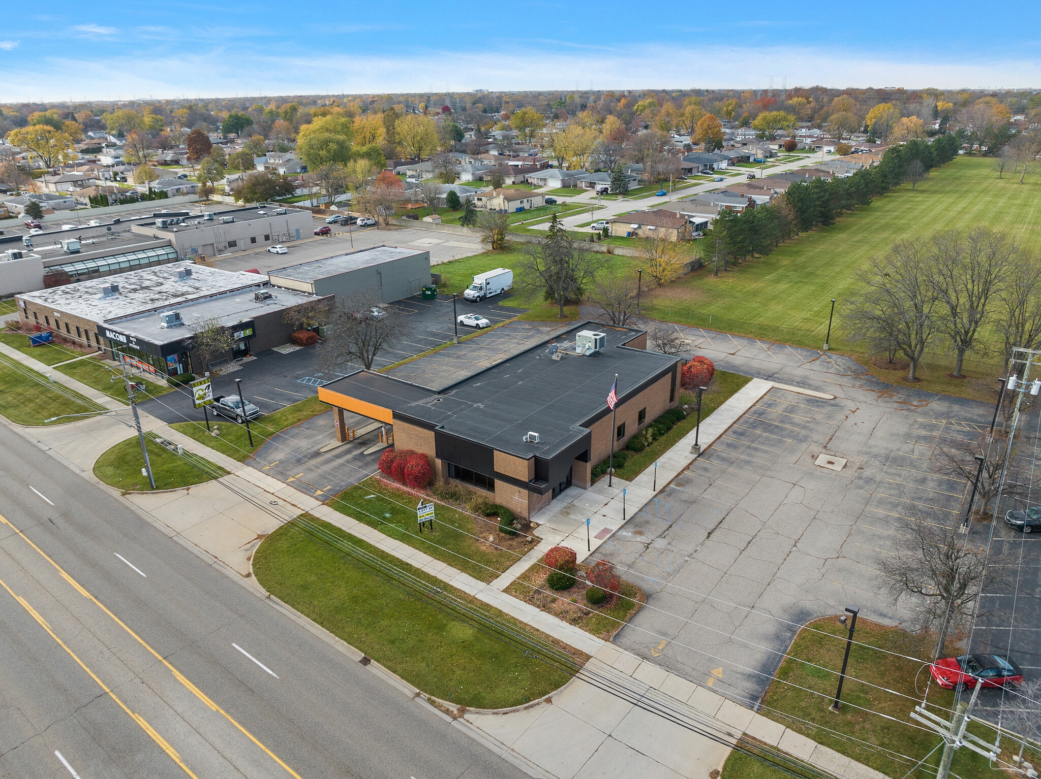 28455 Schoenherr Rd, Warren, MI for Rent