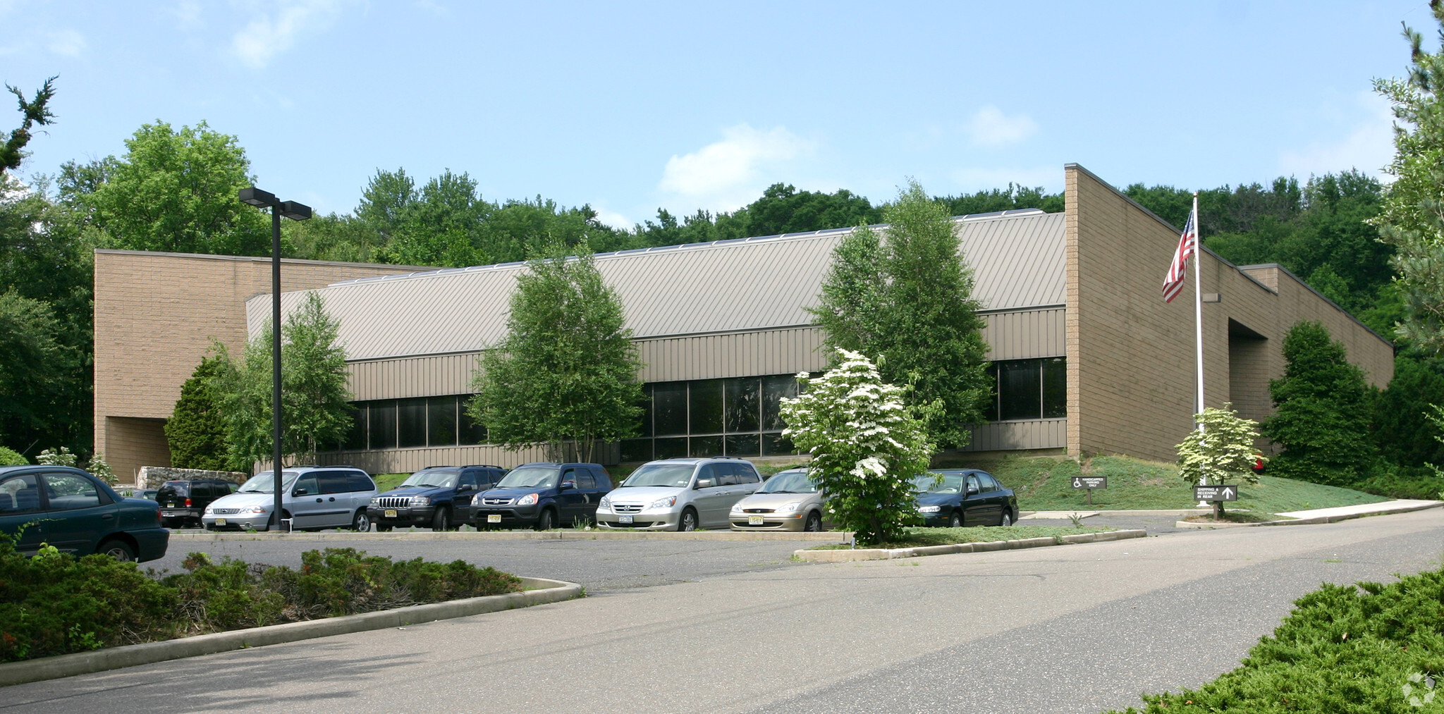 500 Corporate Dr, Mahwah, NJ for Sale