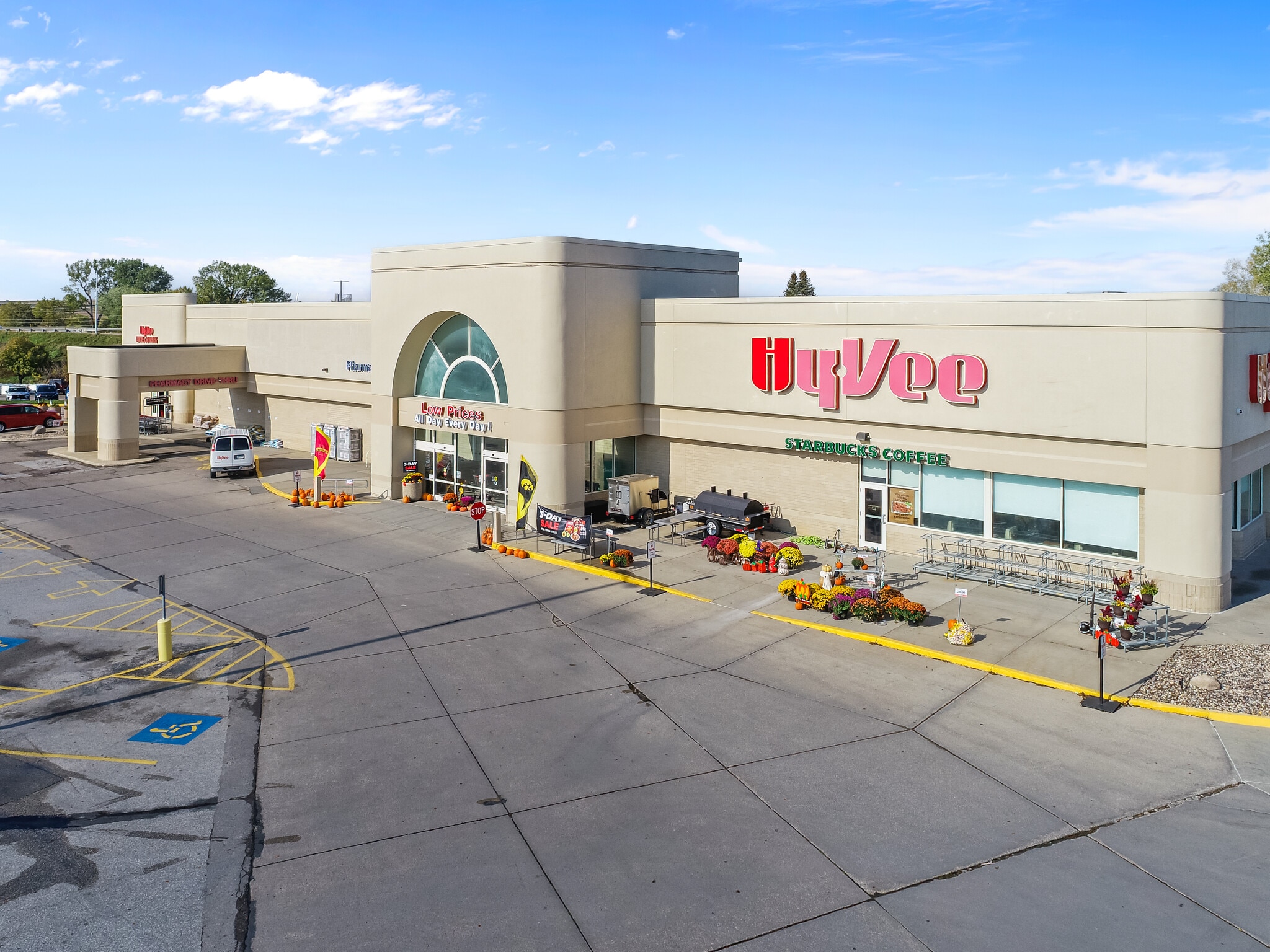 801-905 Highway 30 E, Carroll, IA for Rent