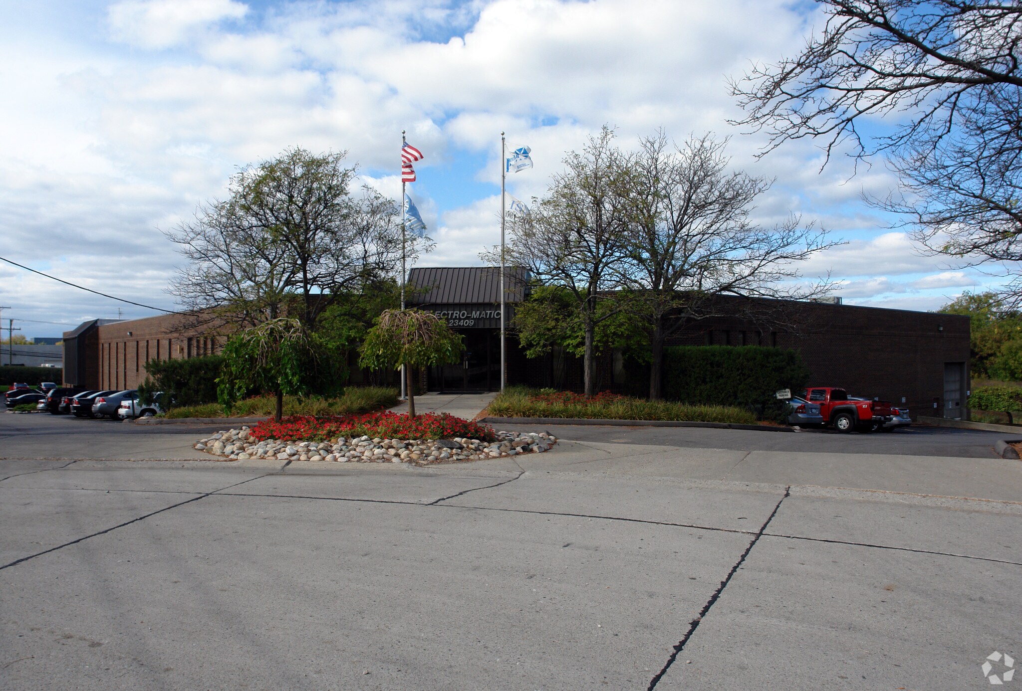 23409 Industrial Park Ct, Farmington Hills, MI for Rent