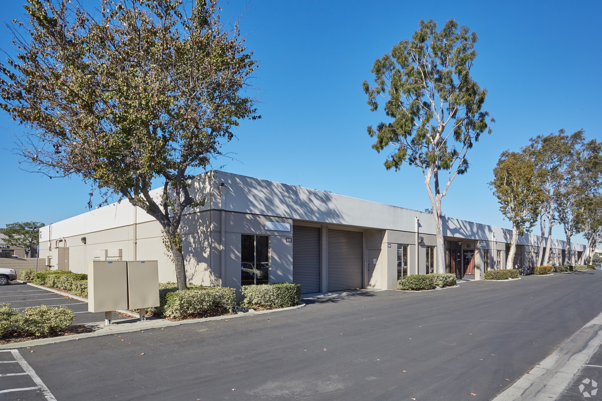 2599 E 28th St Signal Hill, CA 90755 Industrial Park Property for
