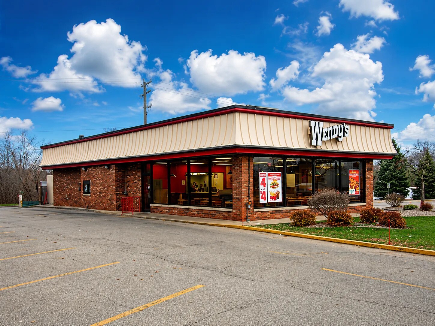 436 S Main St, Lapeer, MI for Sale