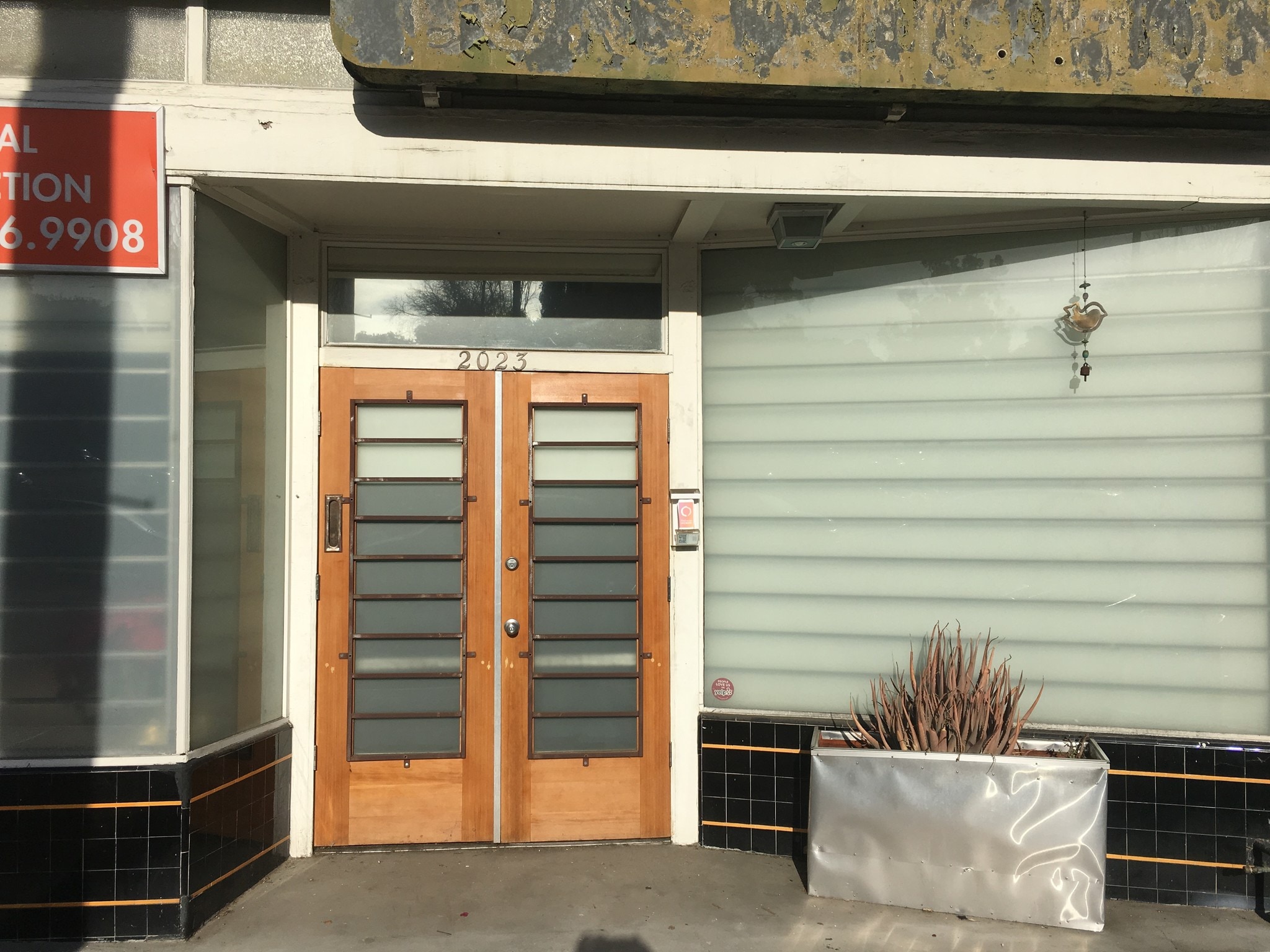 2019-2023 Riverside Dr, Los Angeles, CA for Rent