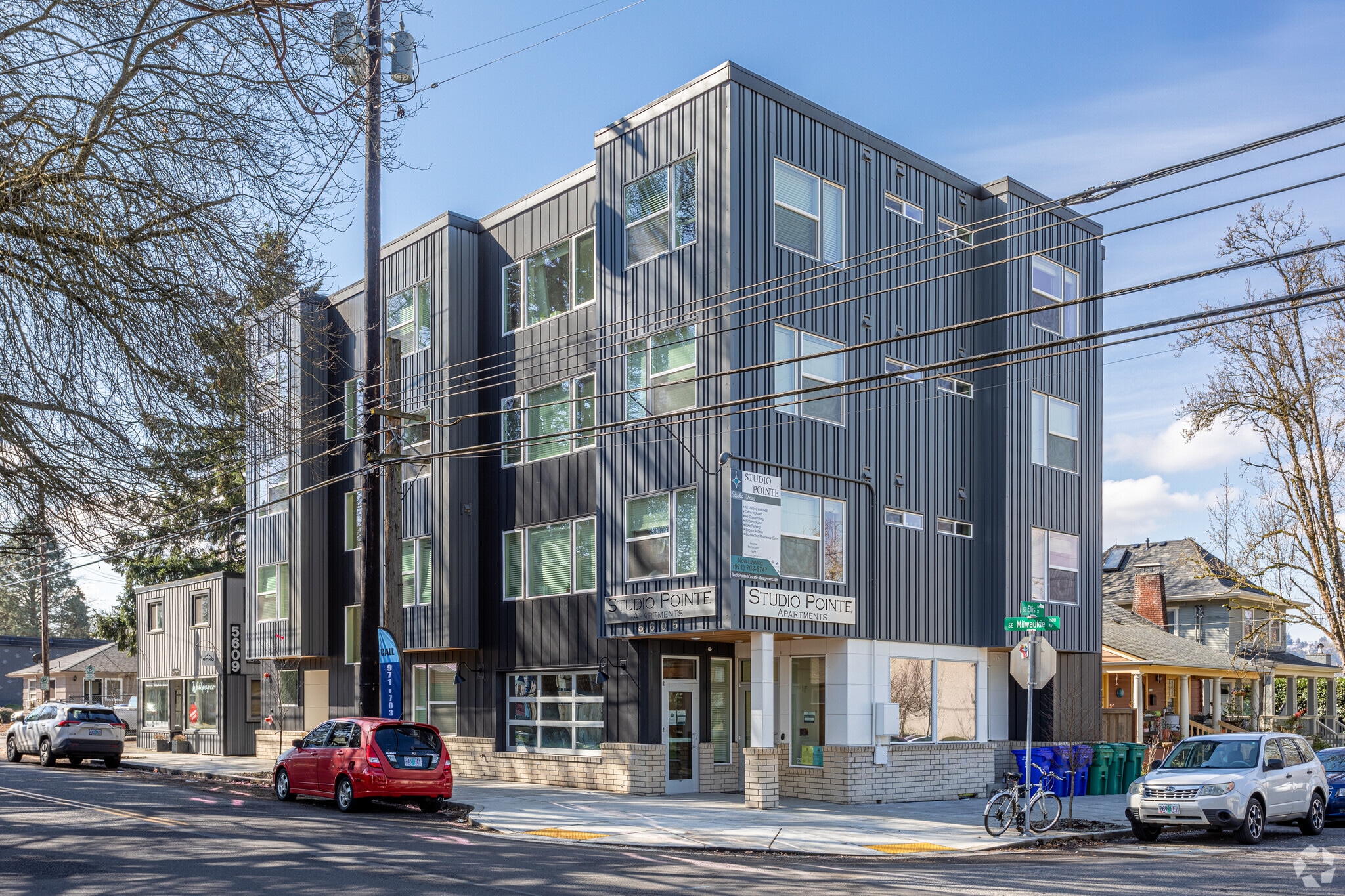 5605 SE Milwaukie Ave, Portland, OR for Sale
