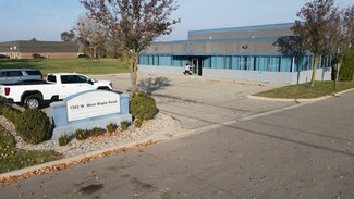 Walled Lake, MI Warehouse - 1502 W West Maple Rd