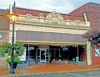 West Frankfort, IL Restaurant - 126 E Main St