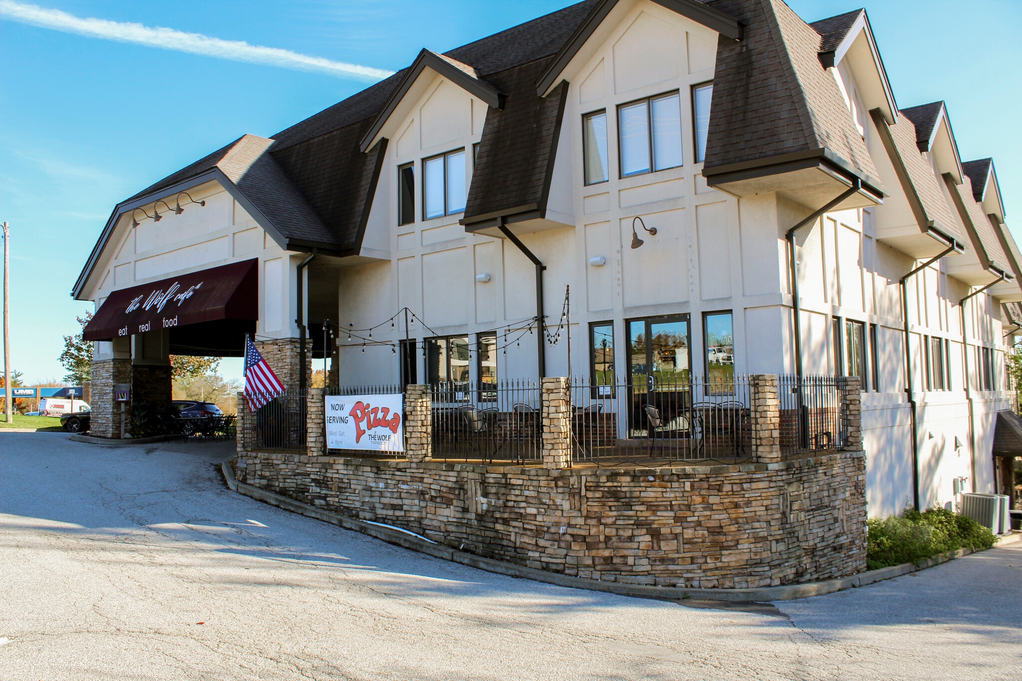 15480 Clayton Rd, Ballwin, MO for Sale