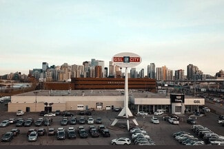 Calgary, AB Retail - 1720 Bow Trl SW Calgary, AB Retail - 1720 Bow Trl SW