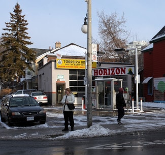 Toronto, ON Service Station - 132 Harbord St