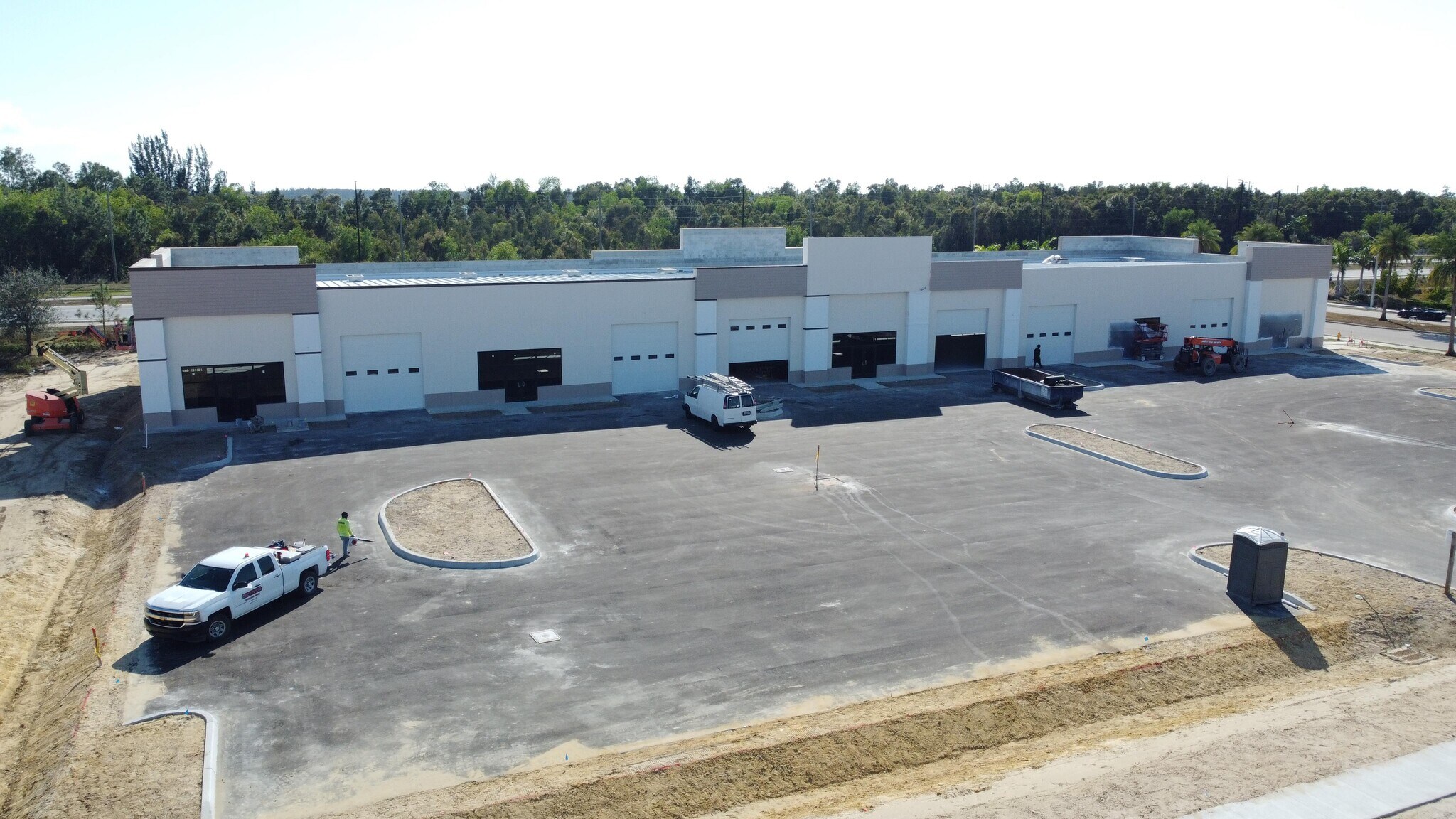 12271 Itec Park Dr, Fort Myers, FL for Sale