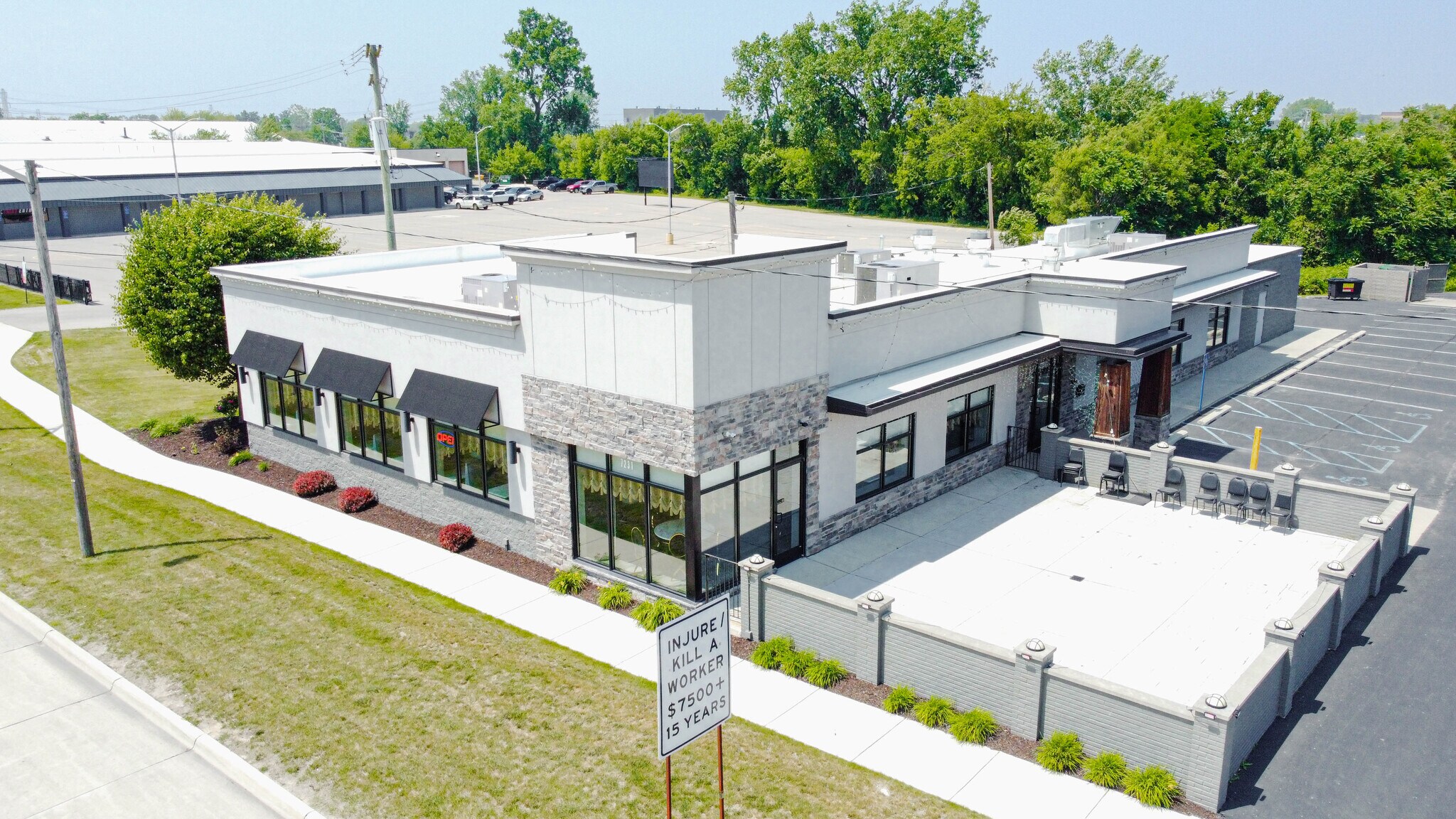 7231 Chicago Rd, Warren, MI for Sale