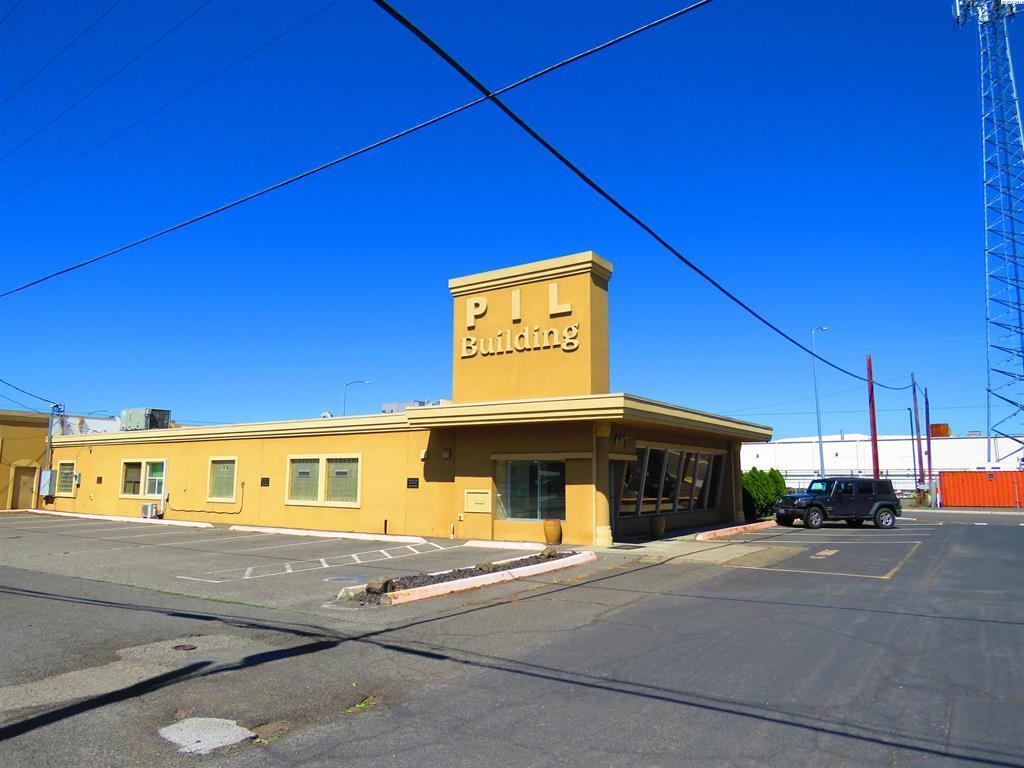 607 5th St, Prosser, WA for Sale